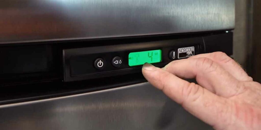 Can I run my rv fridge on 110V