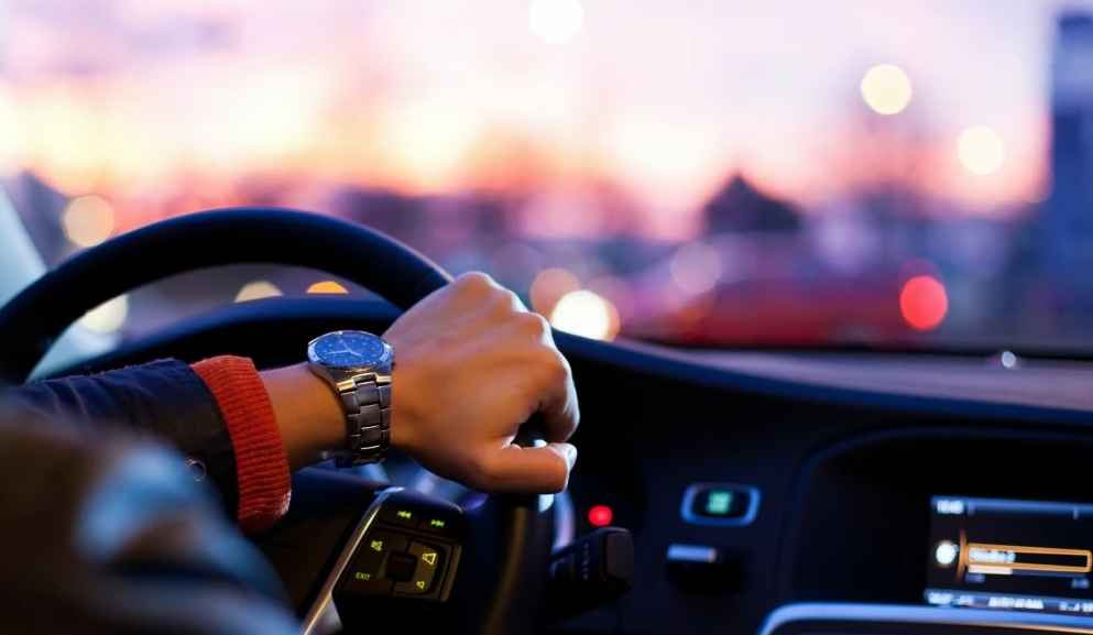 Car Turns Off When Ac Is On [Quick Fixes]