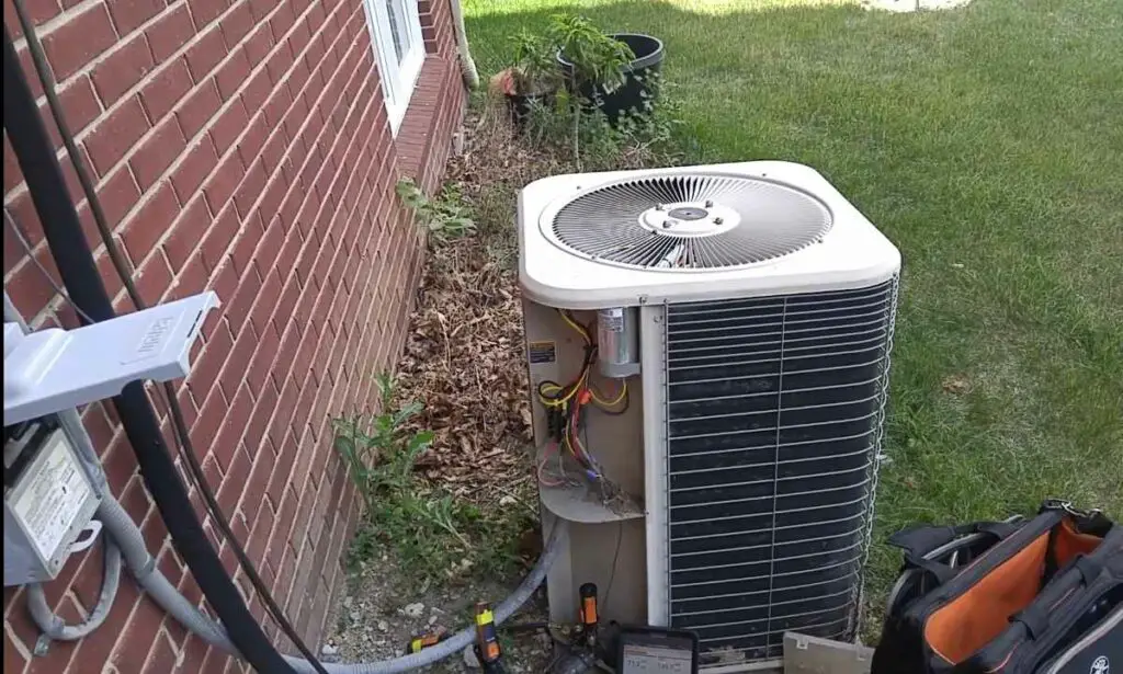 Where Should Condenser Be Positioned
