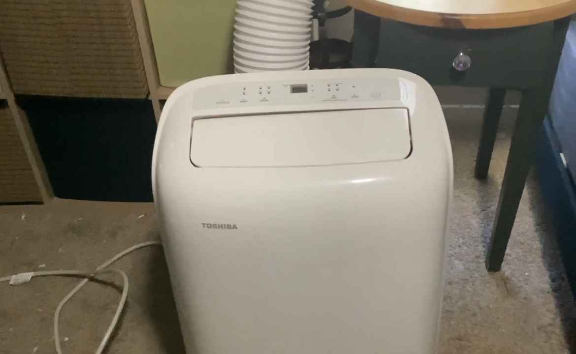 How Much Does A 10000 BTU Air Conditioner Weigh?