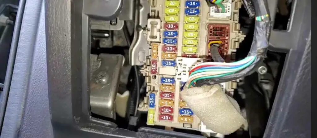 2013 Nissan Pathfinder Ac Fuse Location 