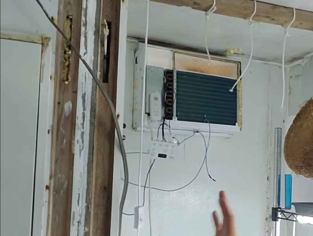 What Does E8 Mean On My Ge Air Conditioner?